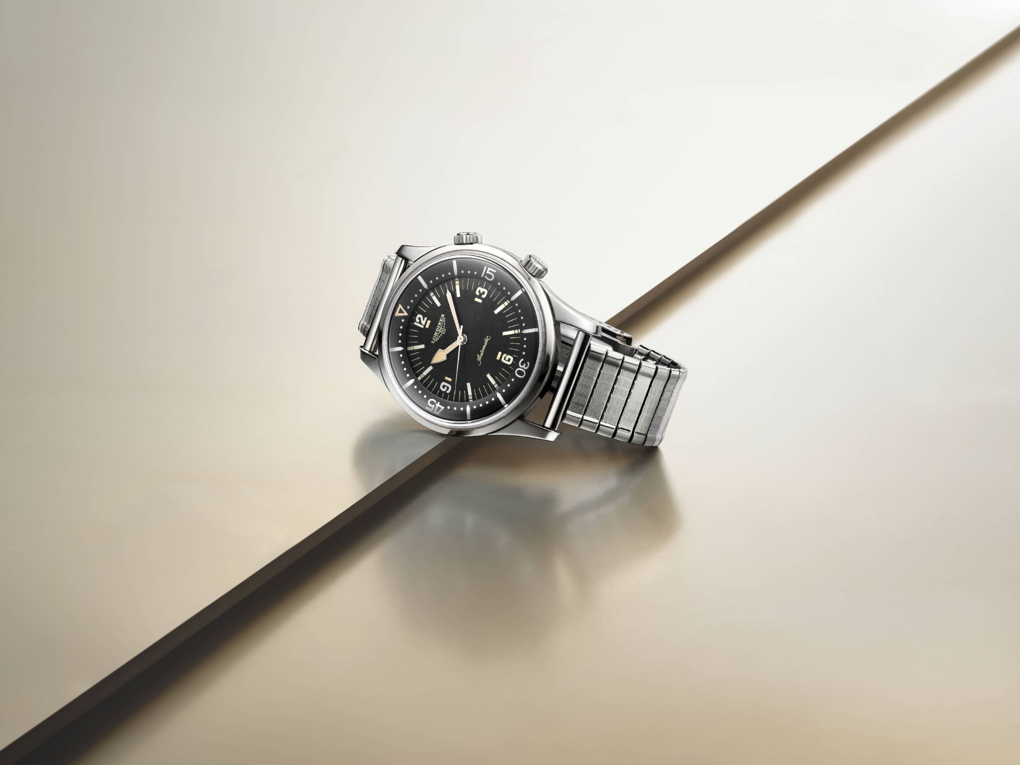 1959年製の歴史的ダイバーズウォッチを完全に復刻した 「ロンジン